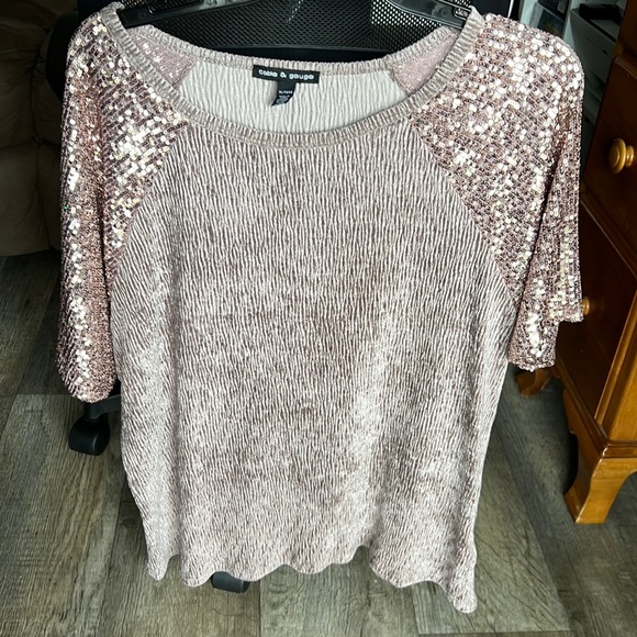 Cable & Gauge Tops Sequined Sleeved Top Xl Poshmark